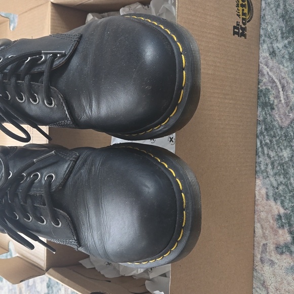 Dr. Martens 1461 main image 6